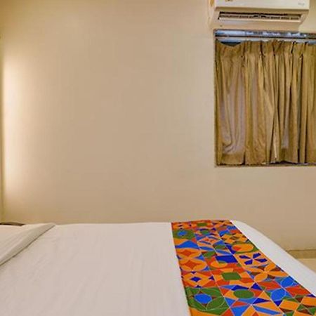 Hotel Fabexpress Veera Residency Bombaj Zewnętrze zdjęcie