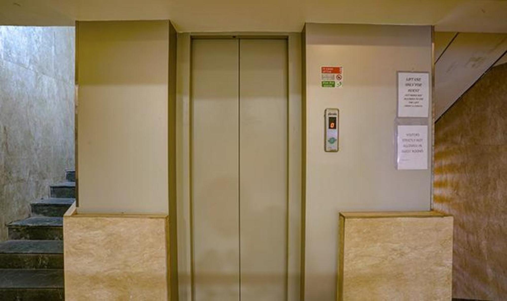 Hotel Fabexpress Veera Residency Bombaj Zewnętrze zdjęcie
