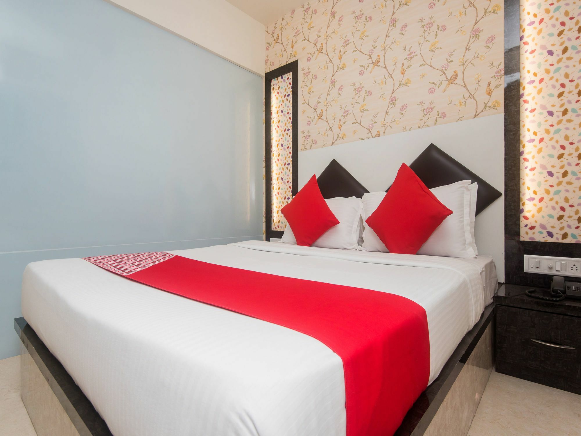 Hotel Fabexpress Veera Residency Bombaj Zewnętrze zdjęcie